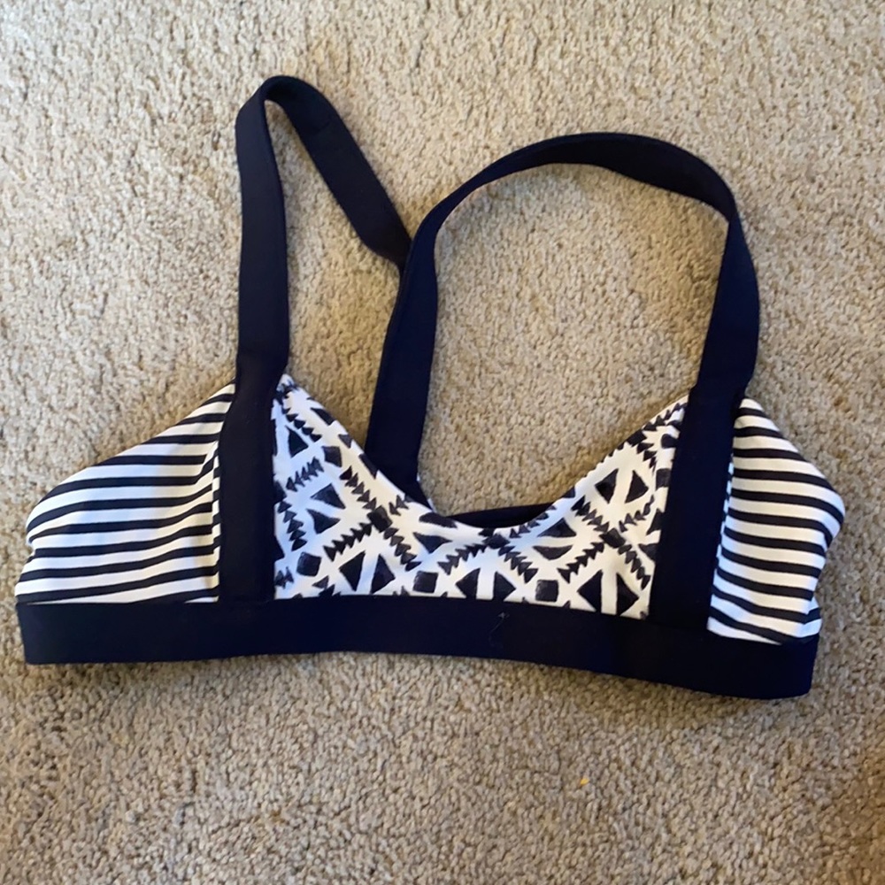 Super cute swim suit top